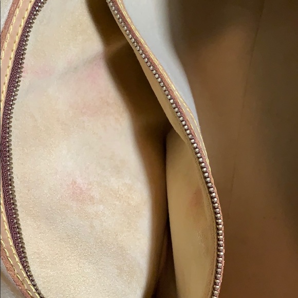 Authentic Louis Vuitton Cite GM - Picture 10 of 15